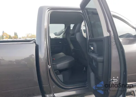 2014 Ram 1500 Sport z USA, uszkodzony, nr VIN 1C6RR7HT0ES181964